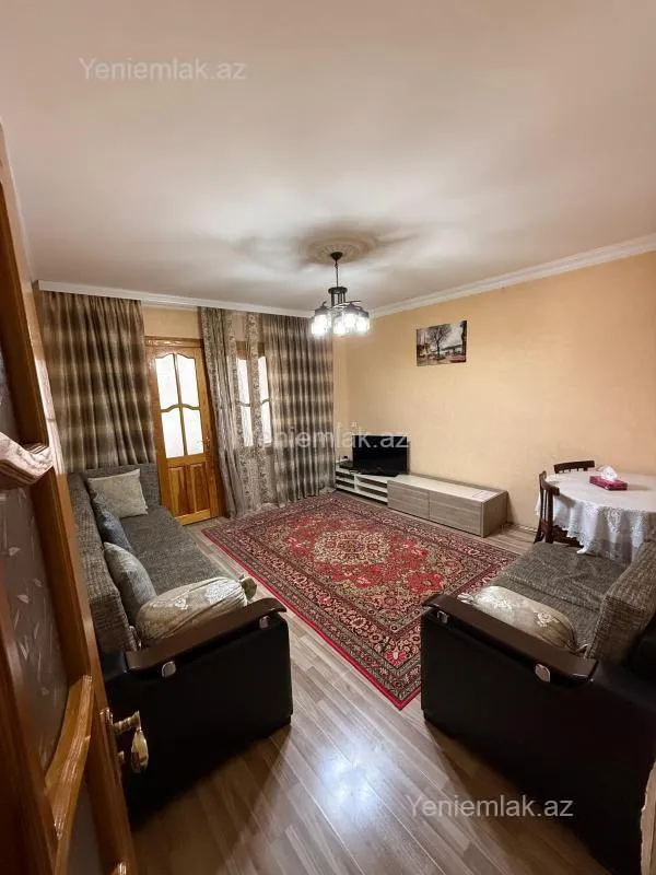 Satılır 2 otaqlı köhnə tikili 55 m²