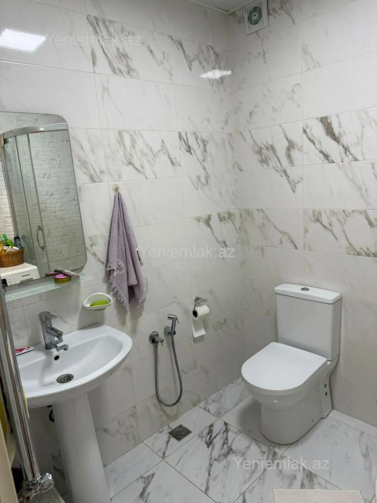 Satılır 3 otaqlı yeni tikili 75 m²