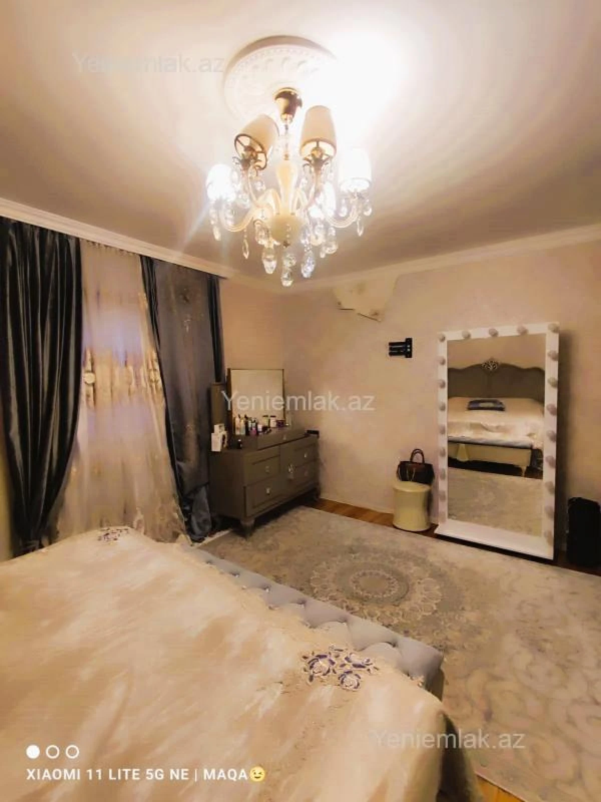 Satılır 3 otaqlı həyət evi 250 m²