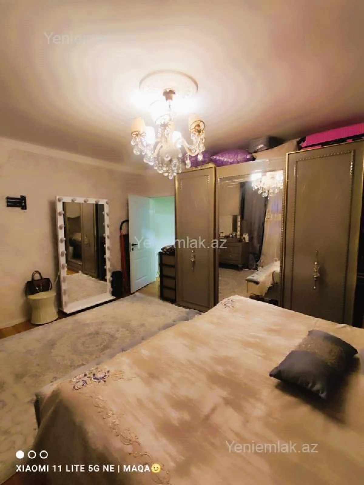 Satılır 3 otaqlı həyət evi 250 m²