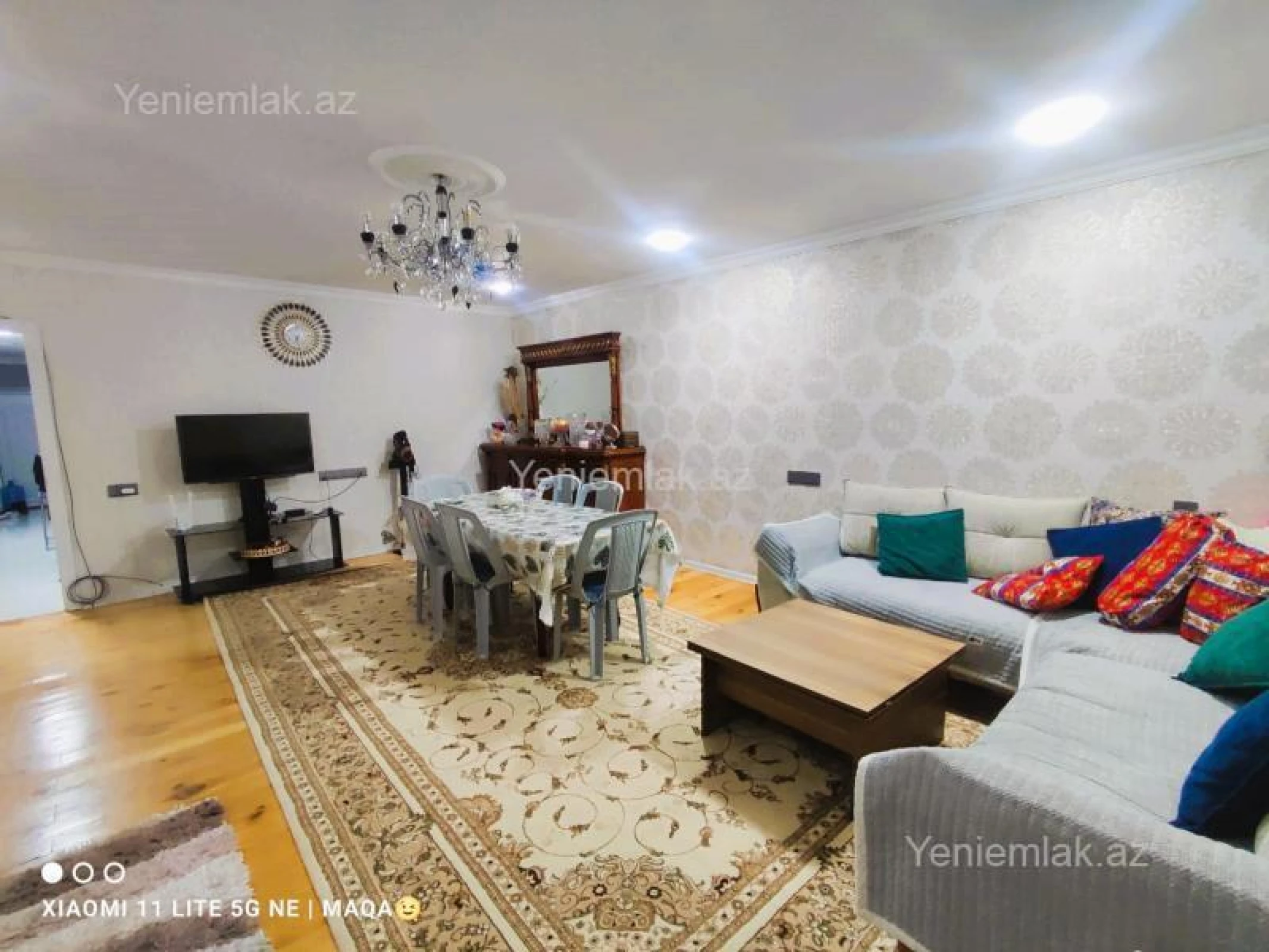 Satılır 3 otaqlı həyət evi 250 m²