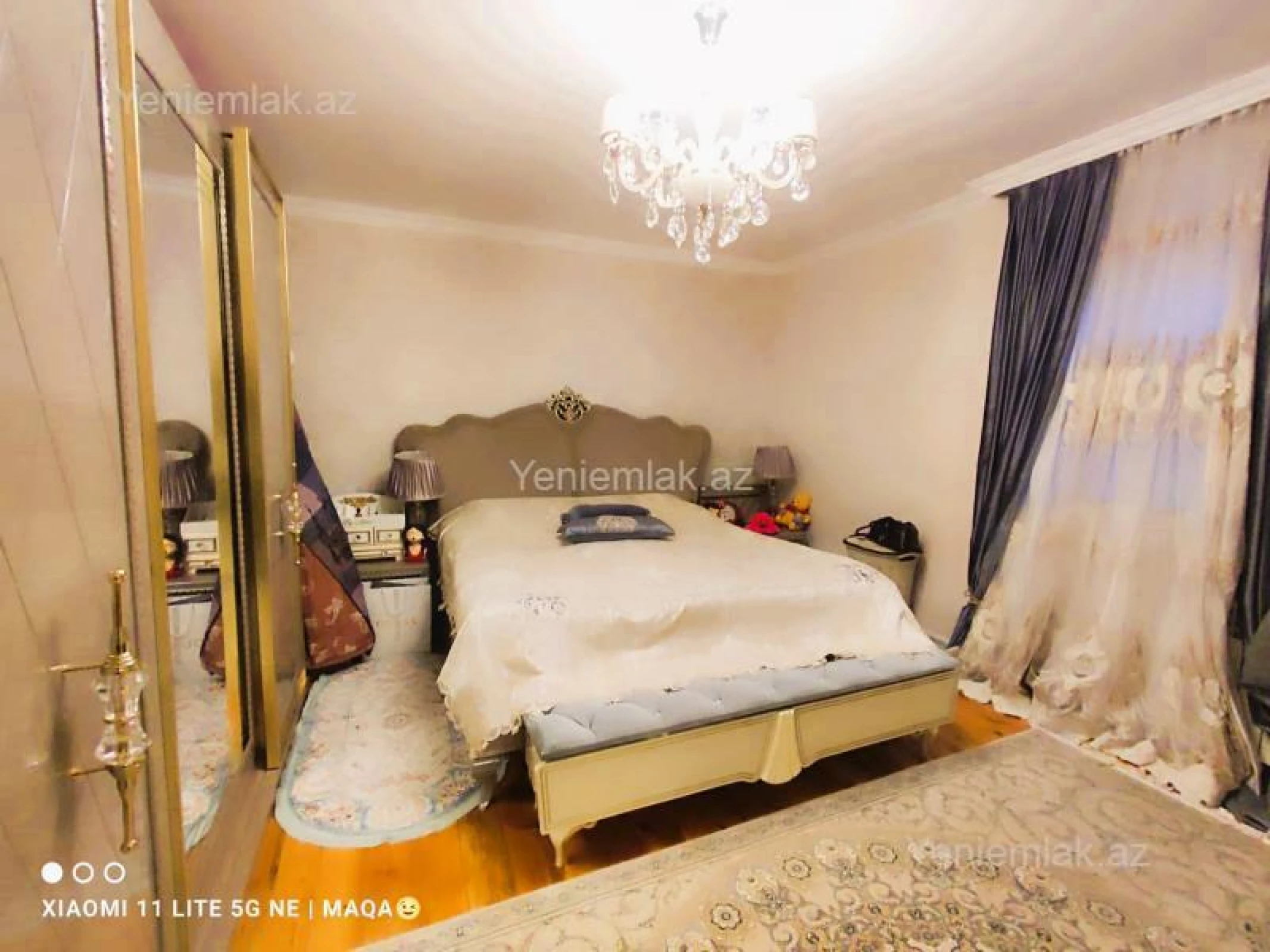 Satılır 3 otaqlı həyət evi 250 m²
