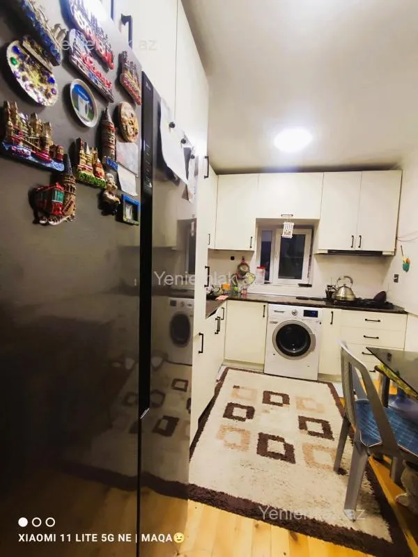 Satılır 3 otaqlı həyət evi 250 m²