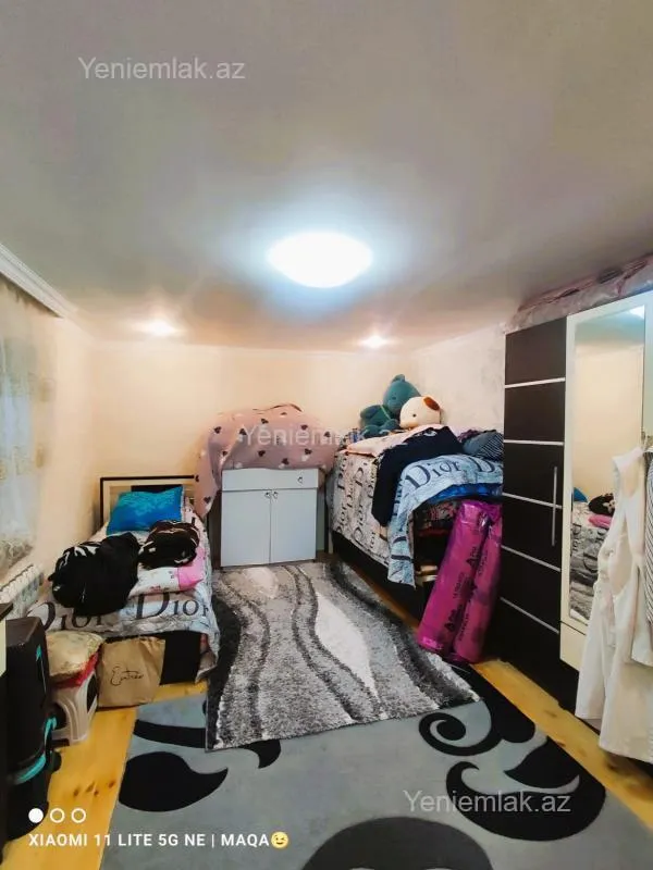 Satılır 3 otaqlı həyət evi 250 m²