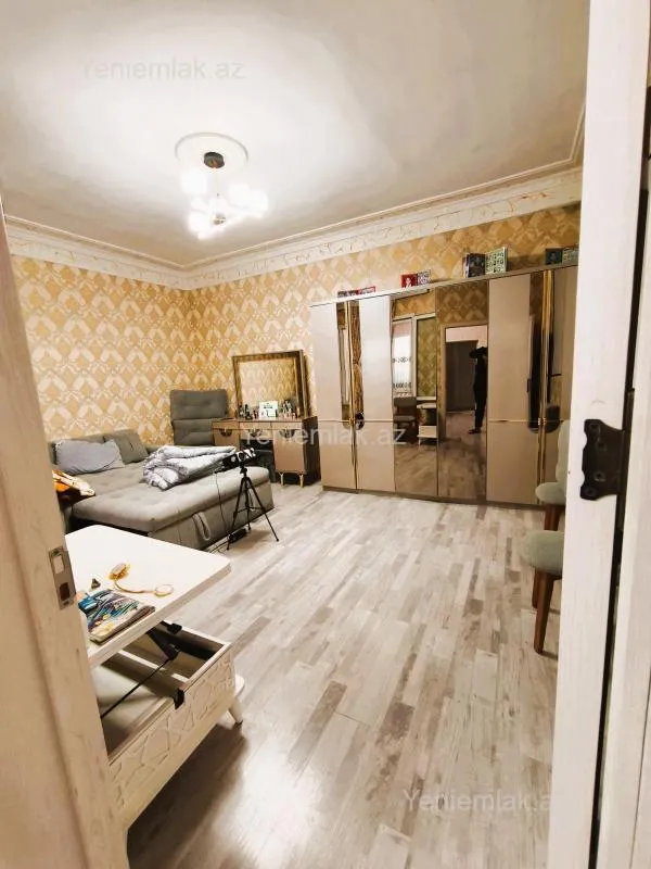 Satılır 2 otaqlı həyət evi 53 m²