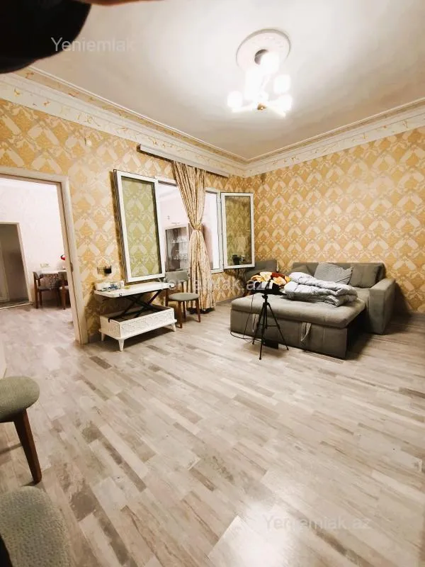 Satılır 2 otaqlı həyət evi 53 m²