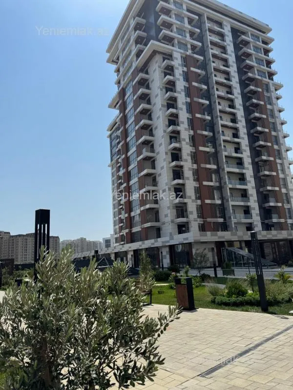 Satılır 2 otaqlı yeni tikili 106 m²