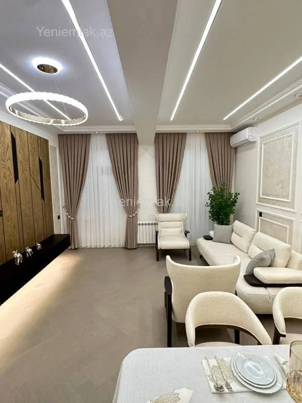 Satılır 3 otaqlı yeni tikili 103.5 m²