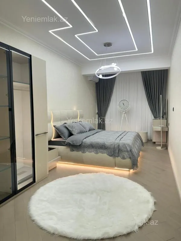 Satılır 3 otaqlı yeni tikili 103.5 m²