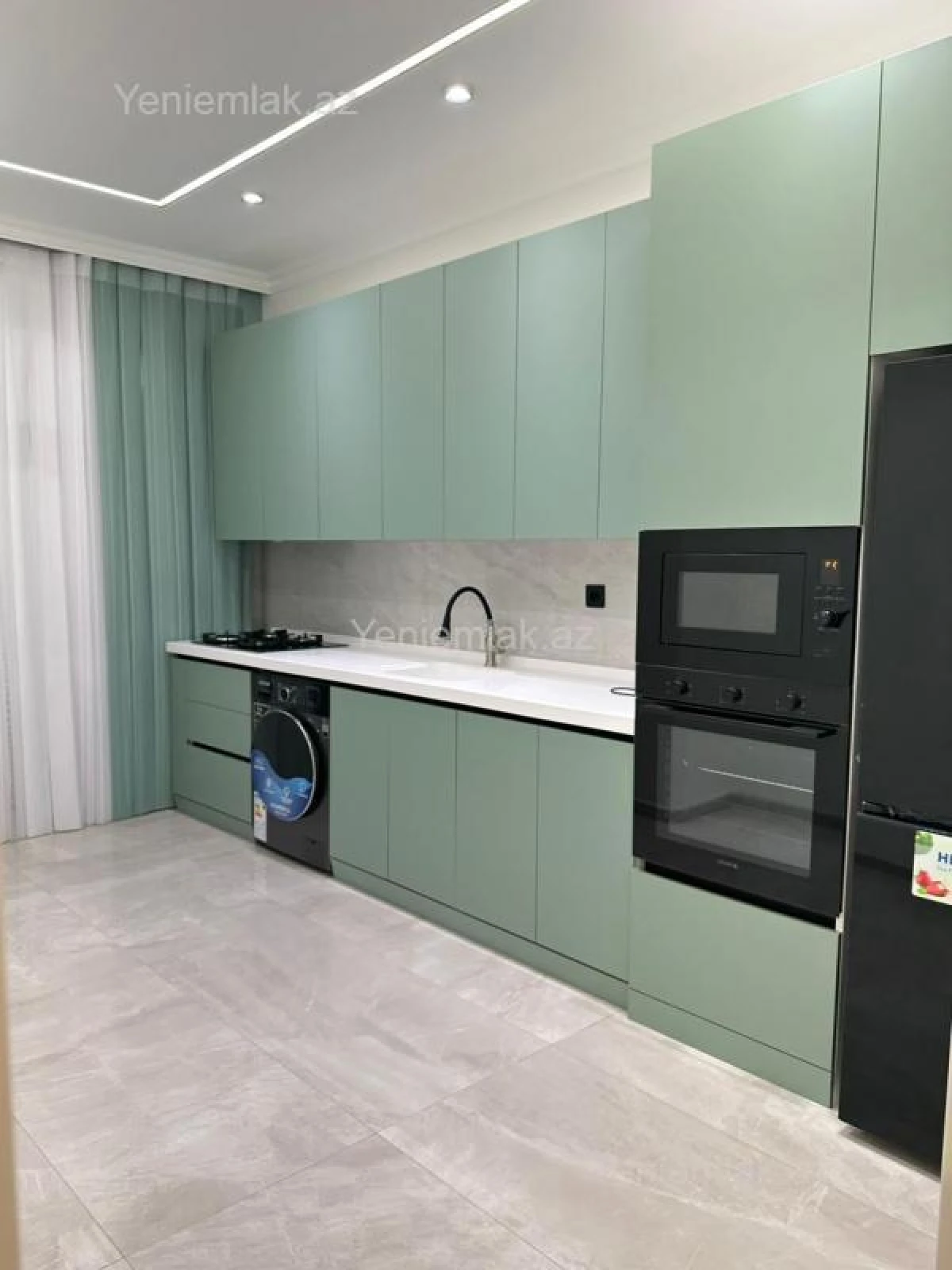 Satılır 3 otaqlı yeni tikili 103.5 m²
