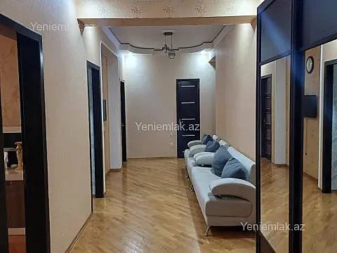 Satılır 3 otaqlı yeni tikili 138 m²