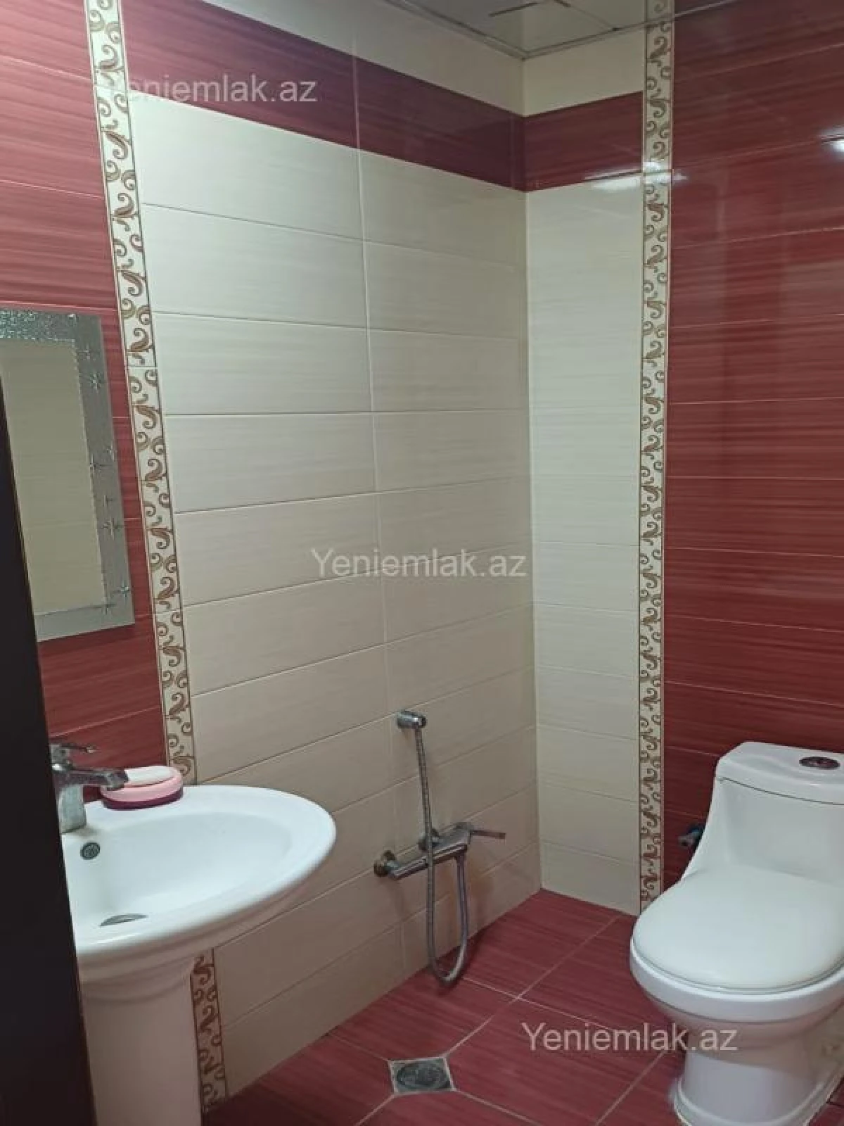 Satılır 3 otaqlı yeni tikili 138 m²