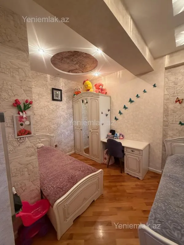 Satılır 3 otaqlı yeni tikili 100 m²