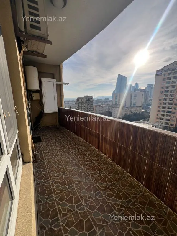 Satılır 2 otaqlı yeni tikili 70 m²