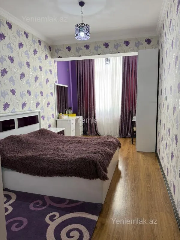 Satılır 2 otaqlı yeni tikili 100 m²