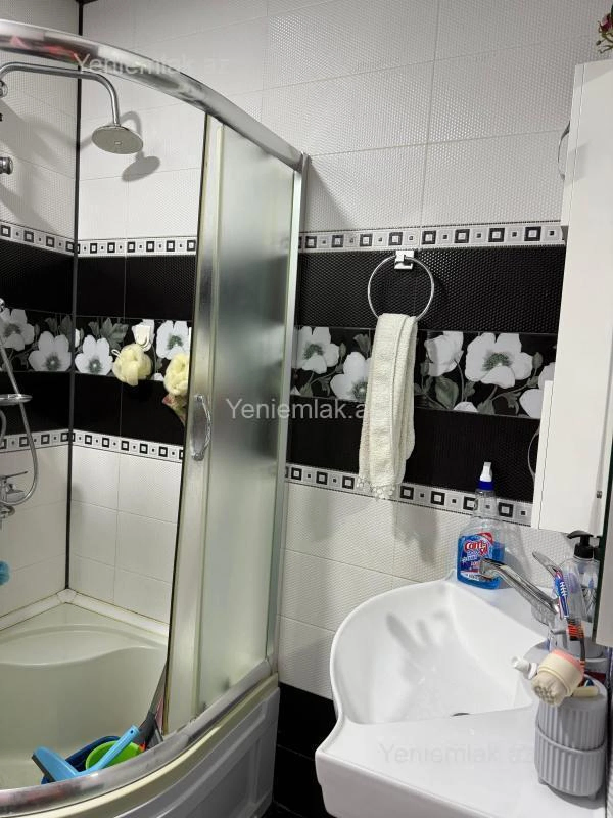 Satılır 2 otaqlı yeni tikili 100 m²