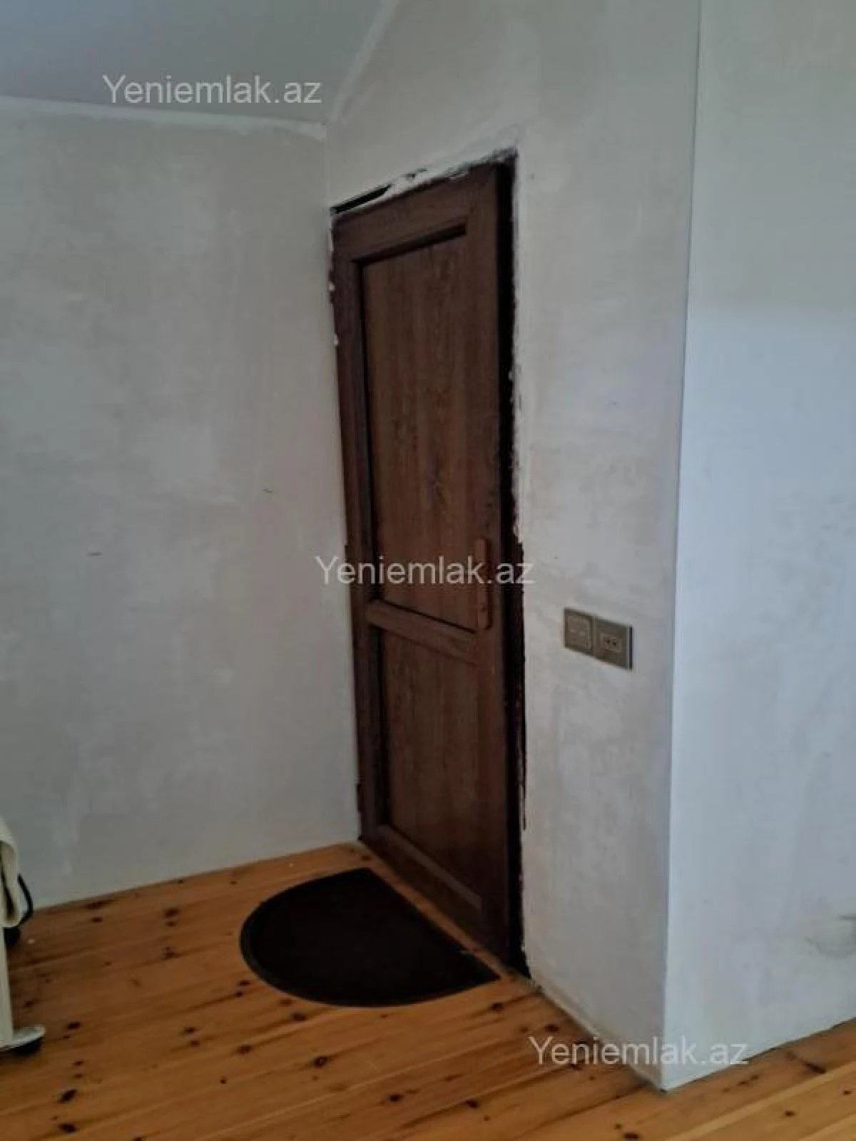 Satılır 4 otaqlı həyət evi 150 m²