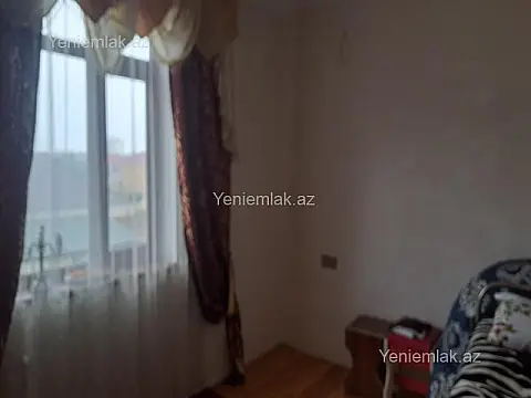 Satılır 4 otaqlı həyət evi 150 m²