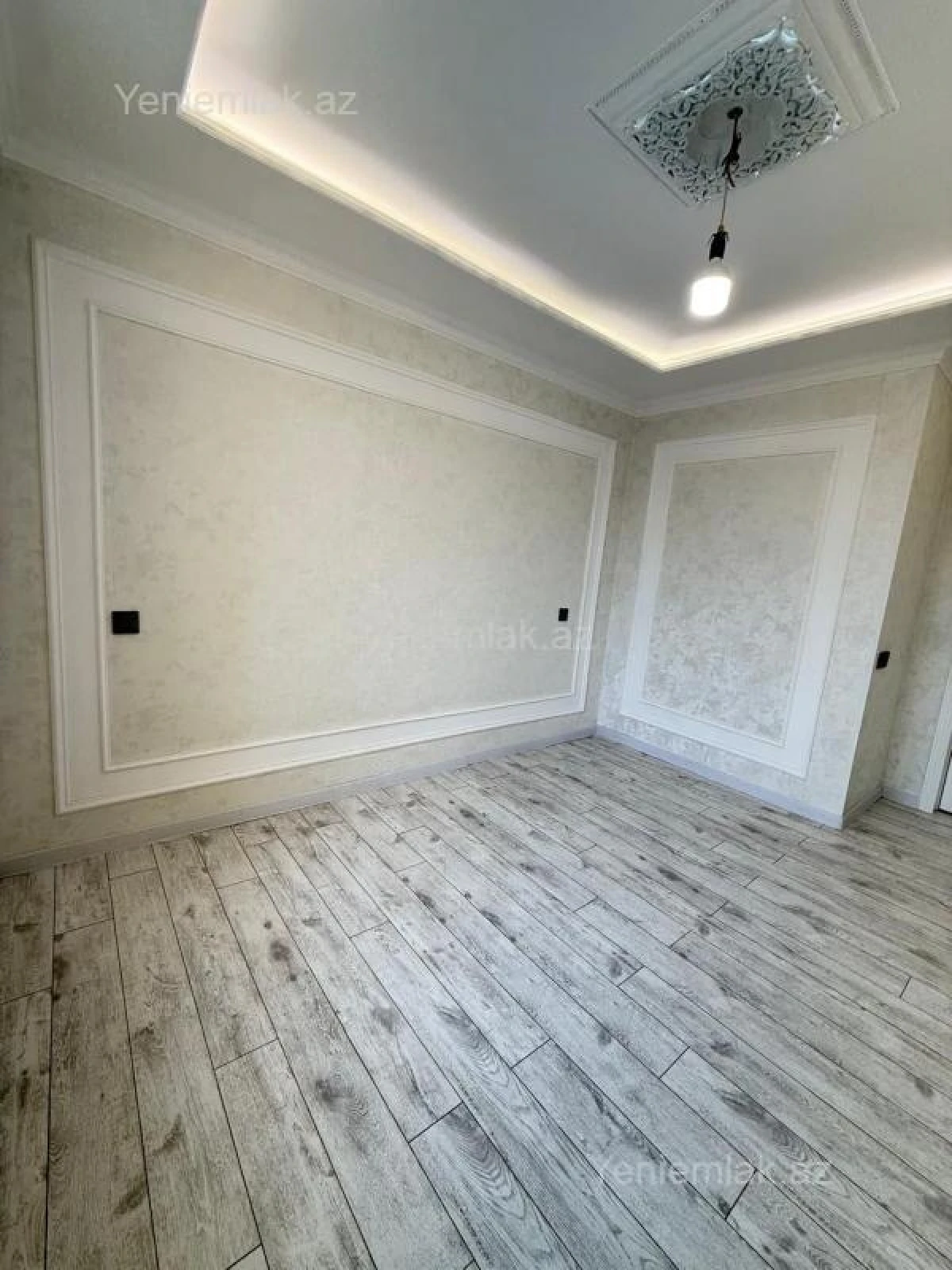 Satılır 2 otaqlı köhnə tikili 65 m²