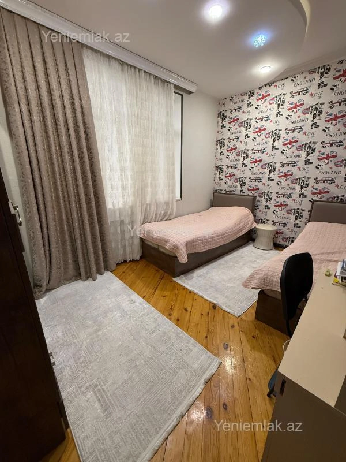 Satılır 3 otaqlı yeni tikili 125 m²