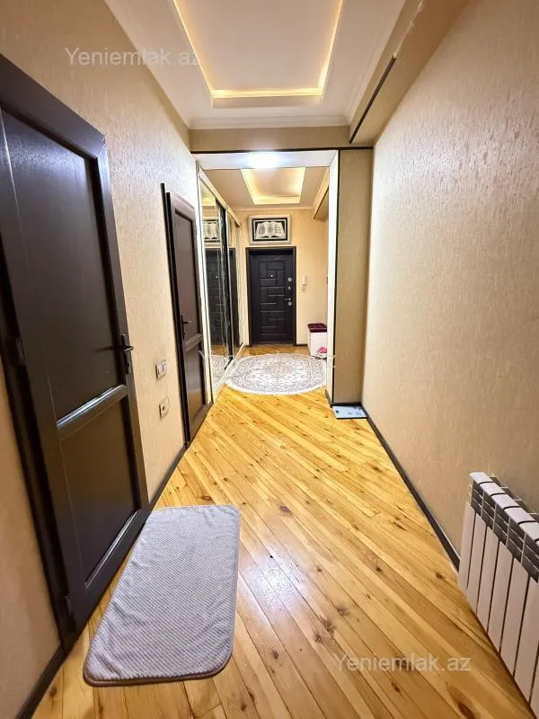 Satılır 3 otaqlı yeni tikili 125 m²