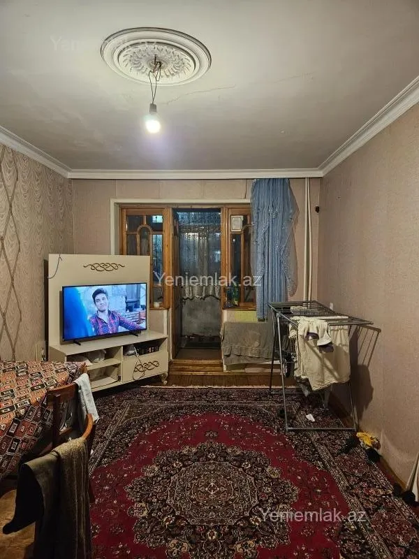Satılır 3 otaqlı köhnə tikili 68 m²