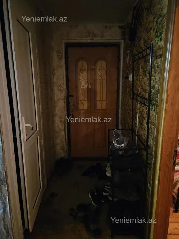 Satılır 3 otaqlı köhnə tikili 68 m²