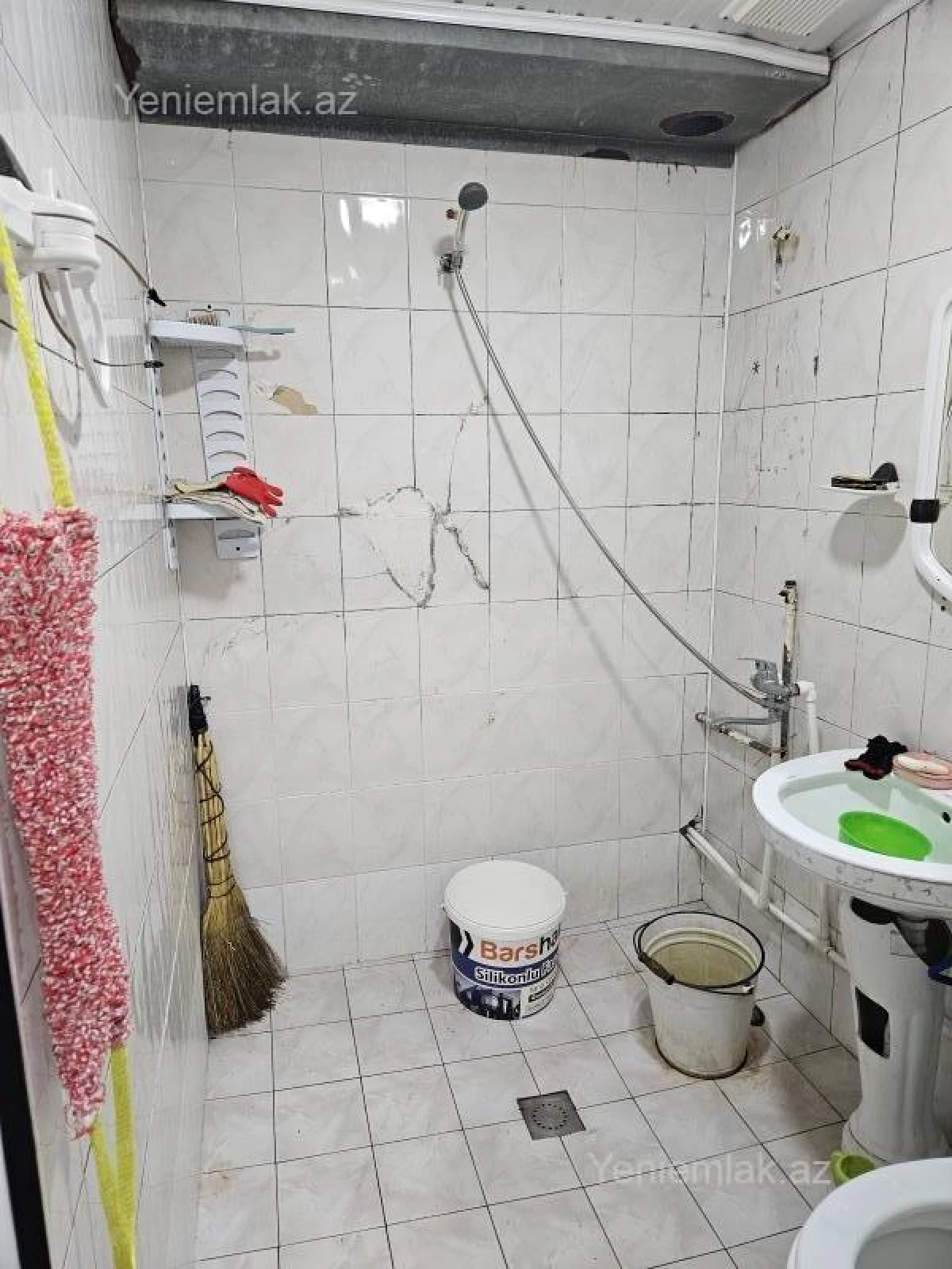 Satılır 3 otaqlı köhnə tikili 68 m²