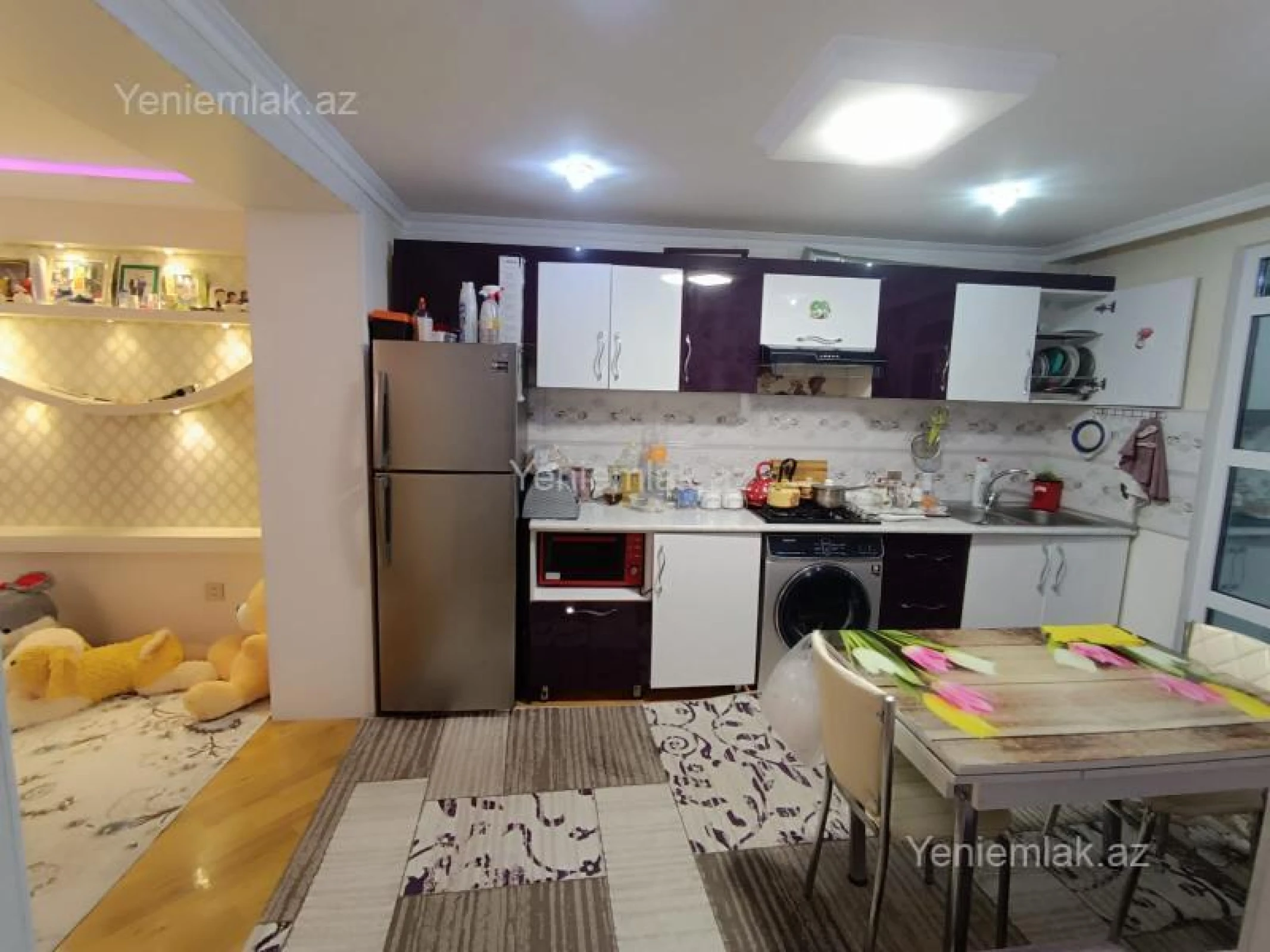 Satılır 3 otaqlı köhnə tikili 90 m²