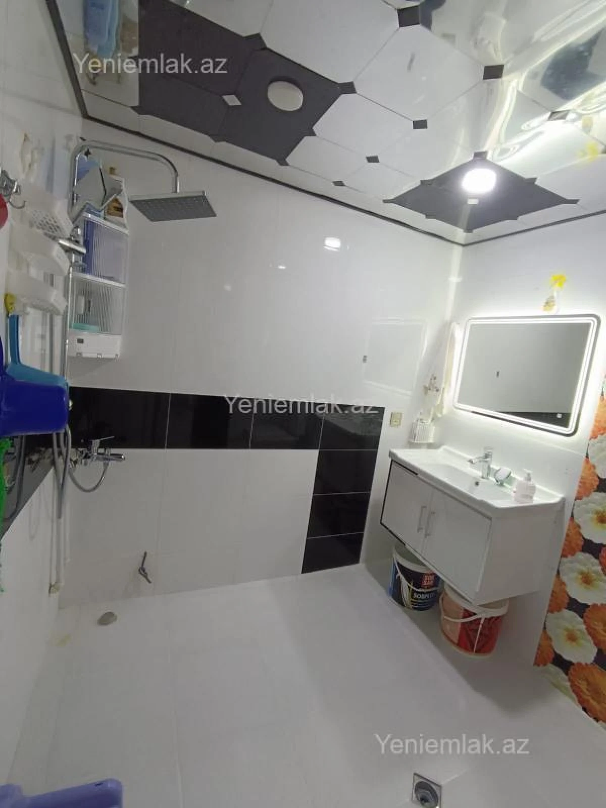 Satılır 3 otaqlı köhnə tikili 90 m²