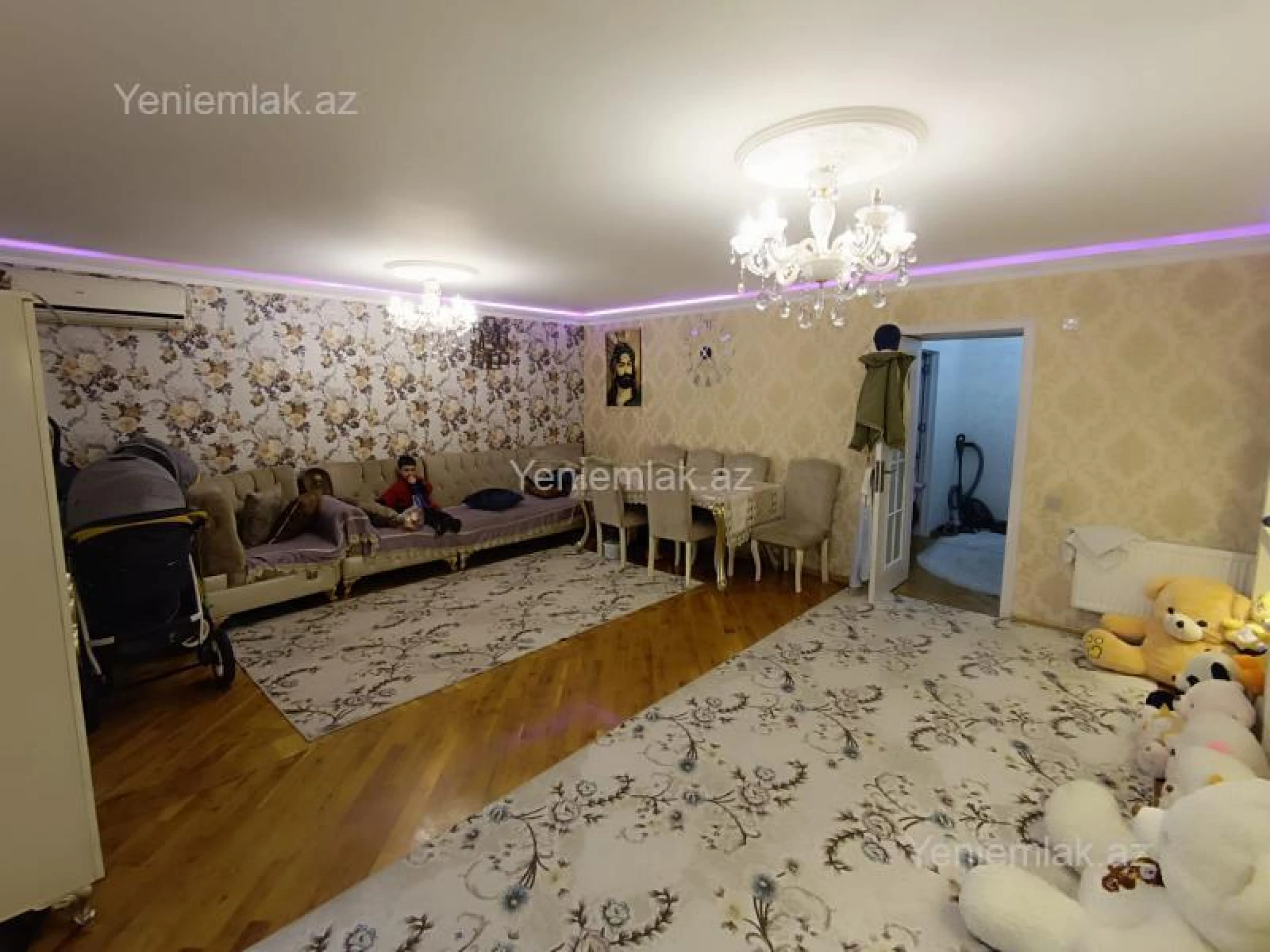 Satılır 3 otaqlı köhnə tikili 90 m²