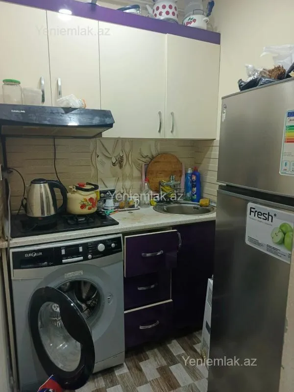 Satılır 2 otaqlı köhnə tikili 40 m²