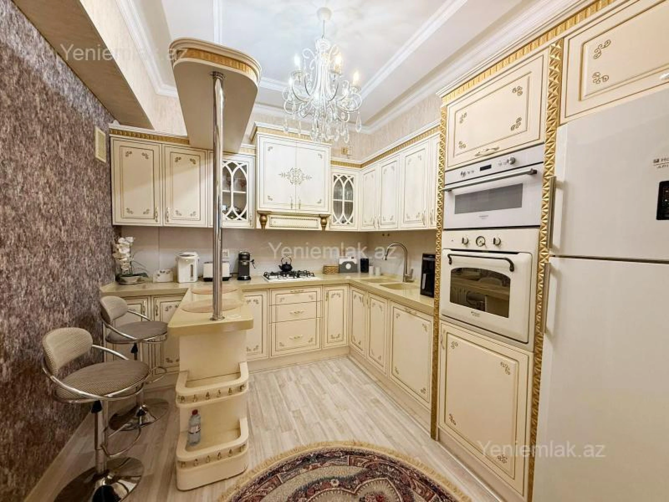 Satılır 3 otaqlı yeni tikili 85 m²