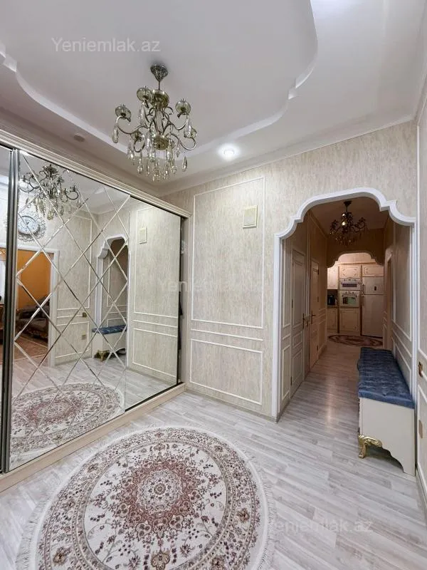 Satılır 3 otaqlı yeni tikili 85 m²