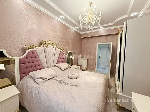 Satılır 3 otaqlı yeni tikili 85 m²