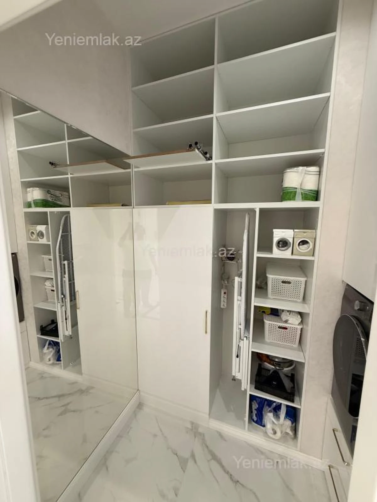 Satılır 4 otaqlı yeni tikili 185 m²