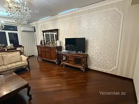 Satılır 3 otaqlı yeni tikili 155 m²