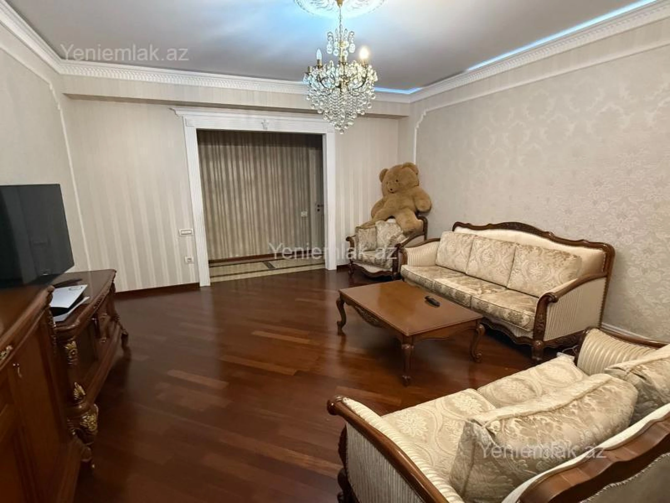 Satılır 3 otaqlı yeni tikili 155 m²