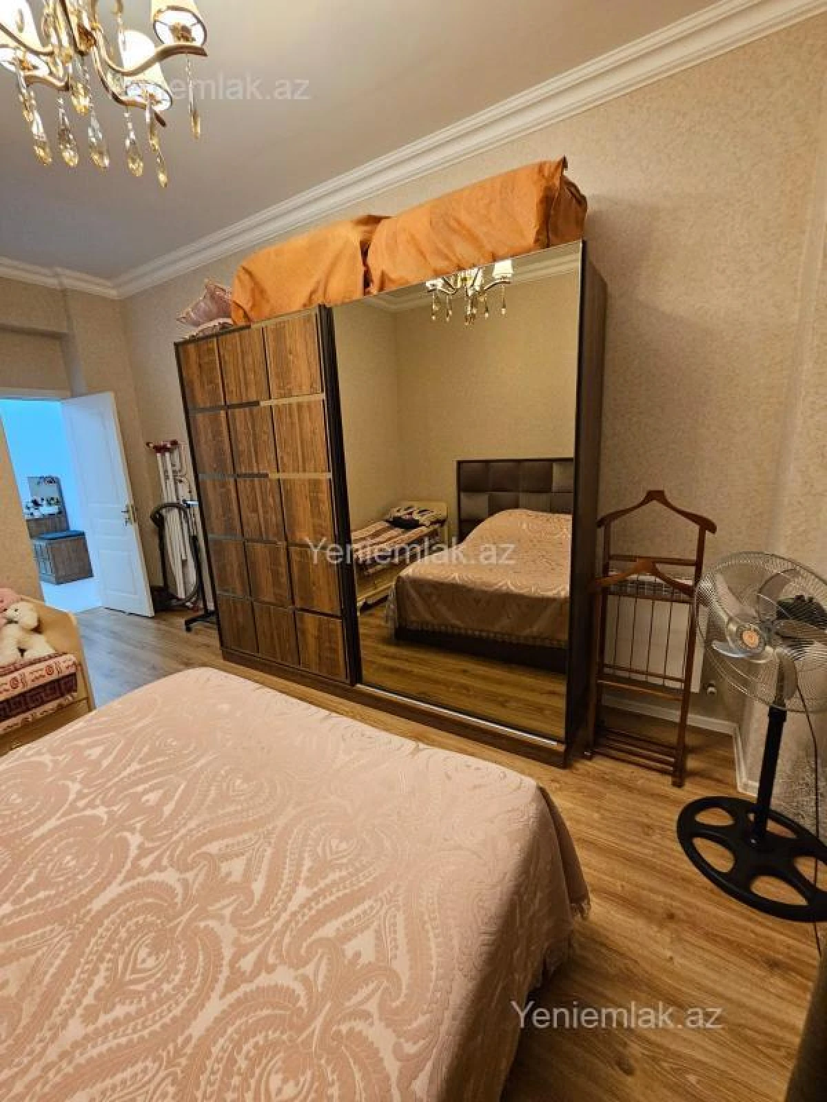 Satılır 3 otaqlı köhnə tikili 109 m²