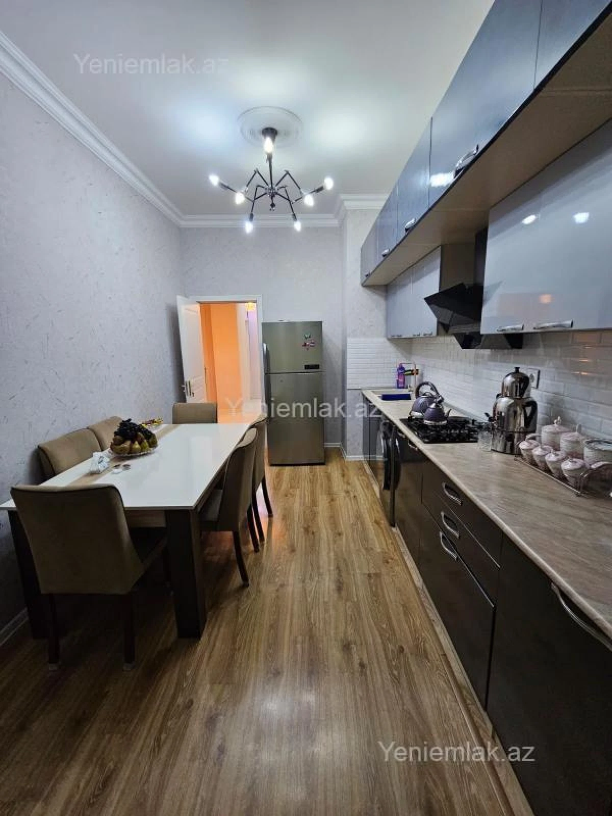 Satılır 3 otaqlı köhnə tikili 109 m²