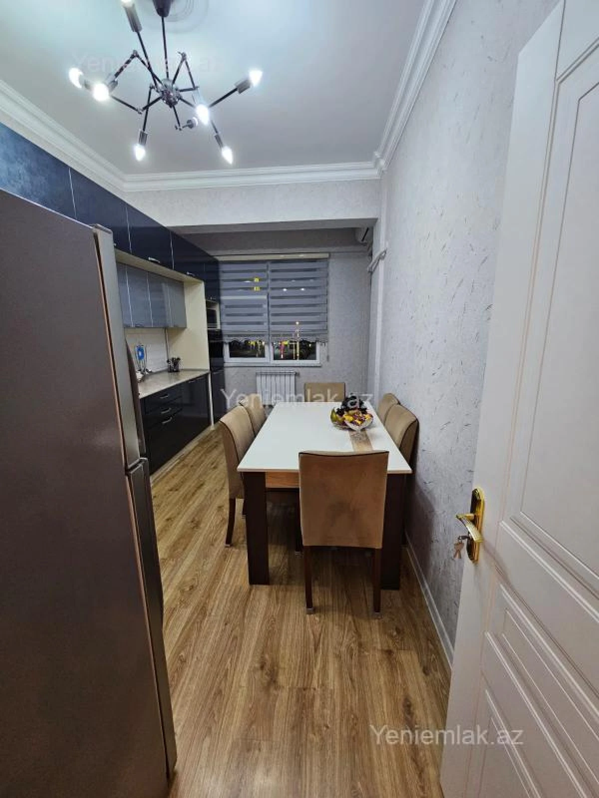 Satılır 3 otaqlı köhnə tikili 109 m²