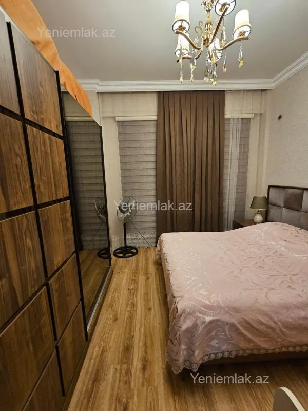 Satılır 3 otaqlı köhnə tikili 109 m²