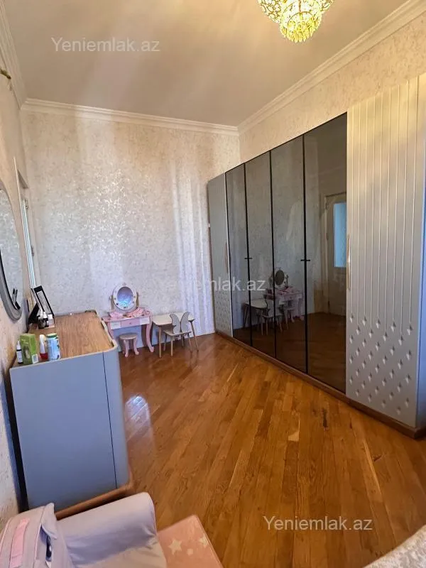 Satılır 3 otaqlı yeni tikili 112 m²