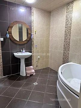 Satılır 3 otaqlı yeni tikili 112 m²