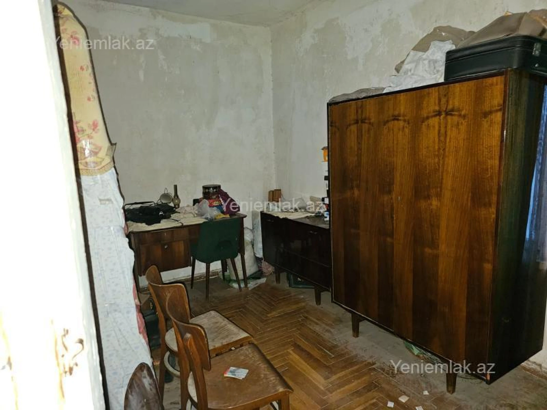 Satılır 2 otaqlı köhnə tikili 50 m²