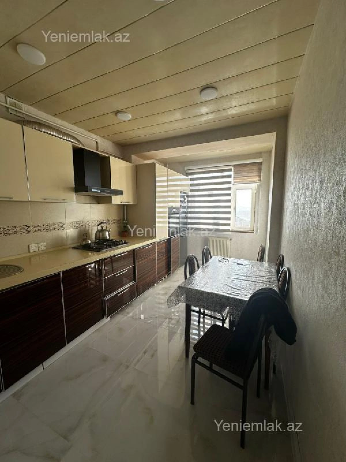 Satılır 3 otaqlı köhnə tikili 87 m²