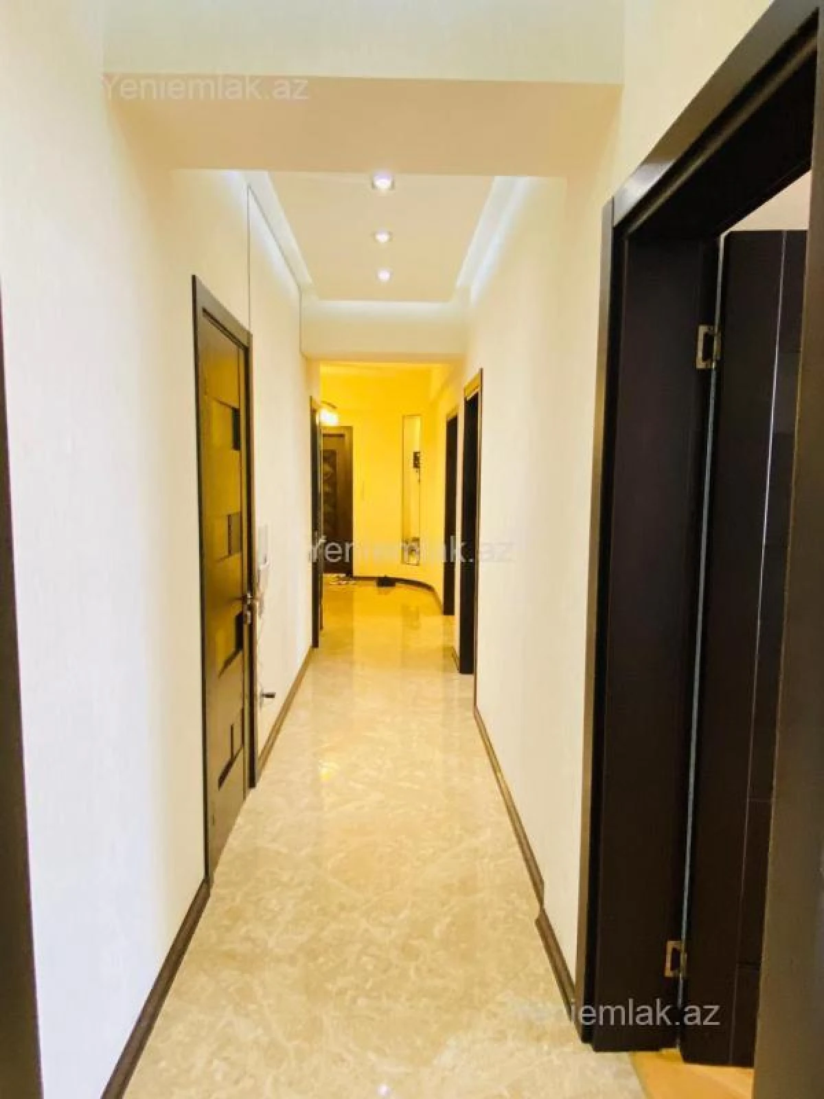 Satılır 3 otaqlı yeni tikili 113 m²