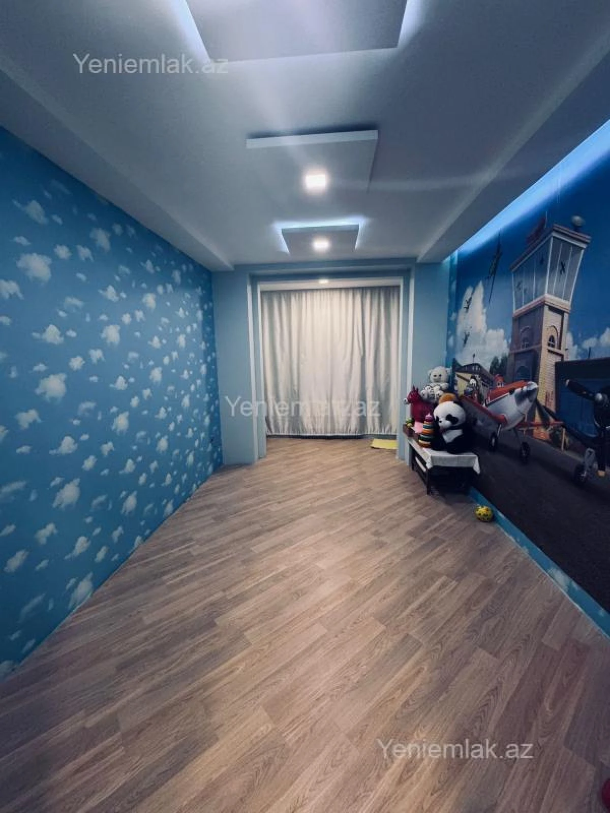 Satılır 5 otaqlı köhnə tikili 120 m²