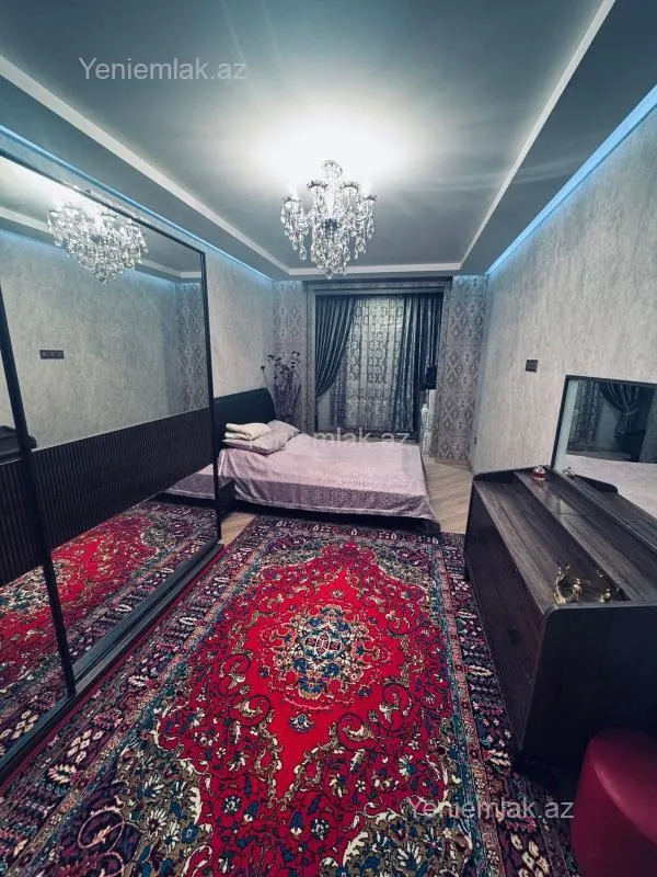 Satılır 5 otaqlı köhnə tikili 120 m²