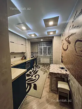 Satılır 5 otaqlı köhnə tikili 120 m²